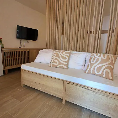 Apartment Borka-3 By Interhome