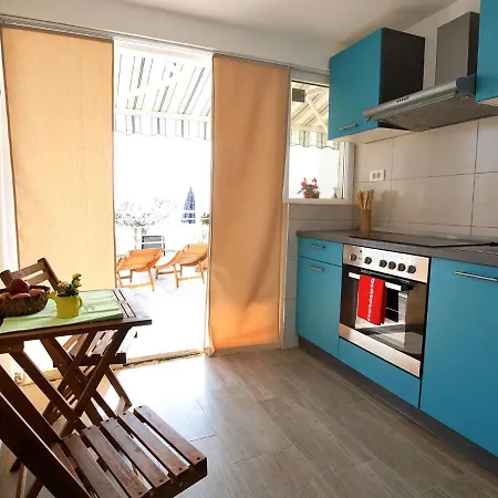 Apartmán Borka-3 By Interhome *
